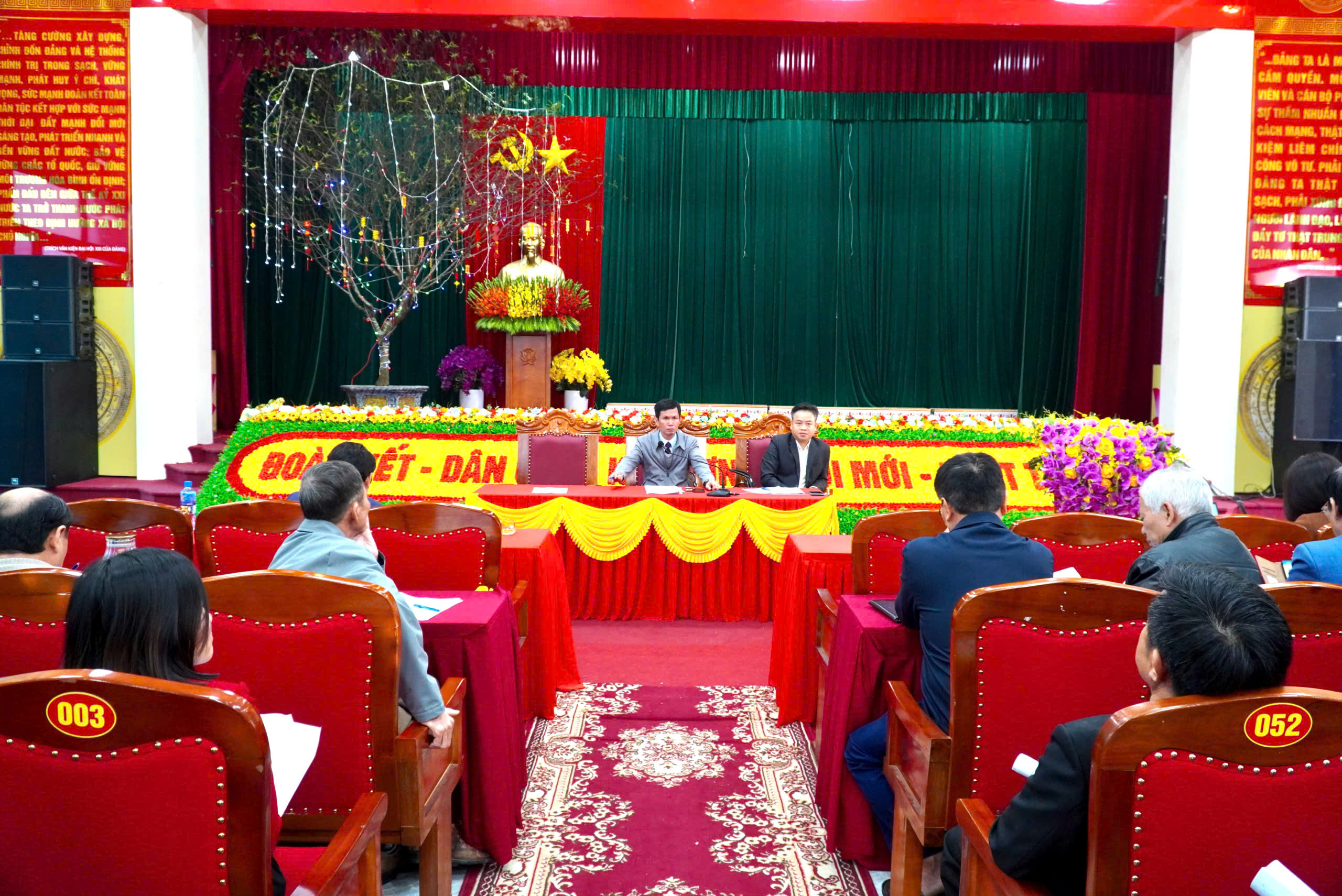 Hội nghị triển khai việc lấy ý kiến nhận xét và tín nhiệm của cử tri nơi cư trú đối với người được cơ quan, tổ chức, đơn vị giới thiệu ứng cử đại biểu HĐND các cấp, nhiệm kỳ 2026 – 2031 trên địa bàn phường.