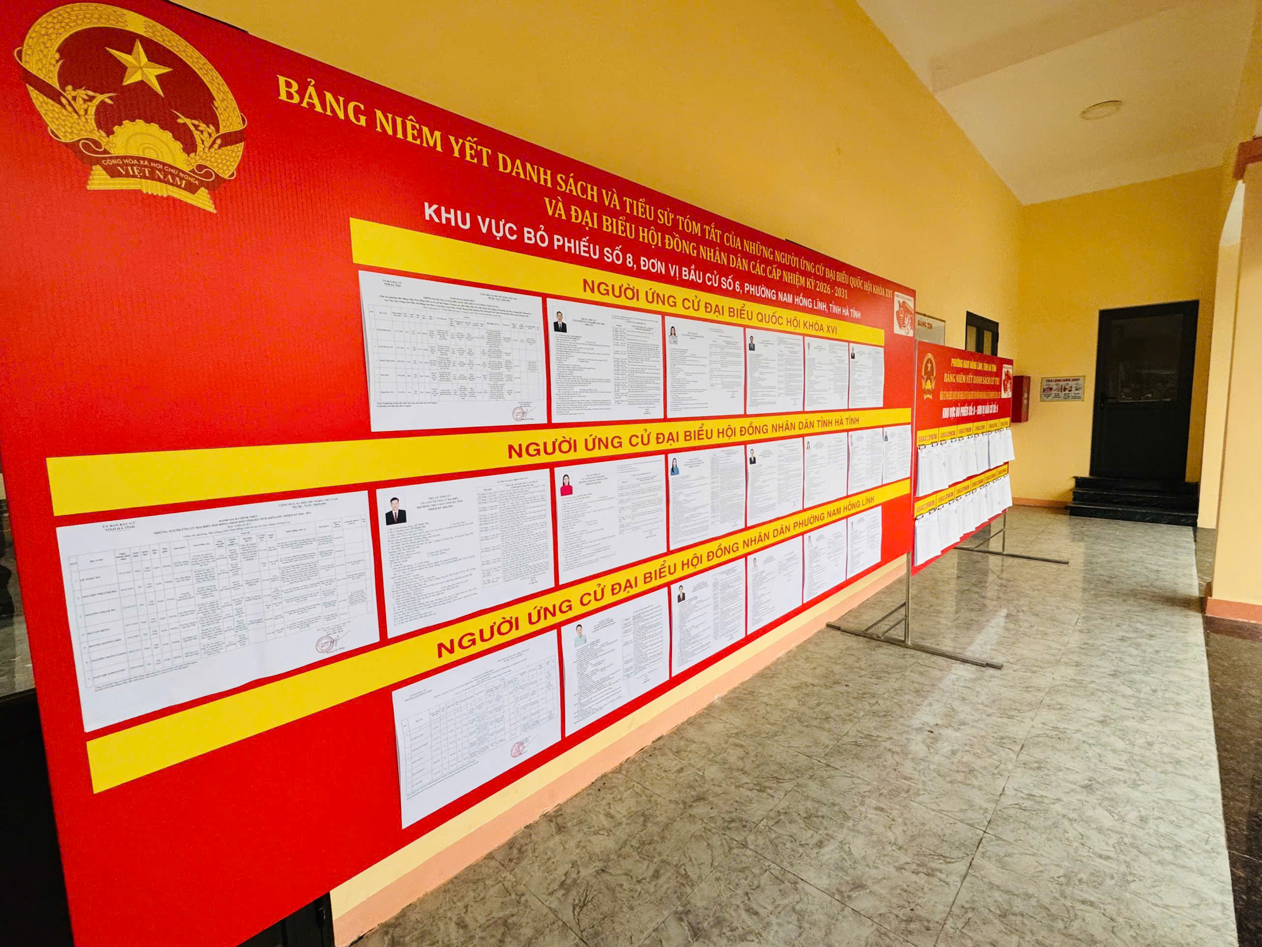 Phường Nam Hồng Lĩnh hoàn thành niêm yết Danh sách và Tiểu sử tóm tắt những người ứng cử đại biểu Quốc hội khoá XVI và đại biểu HĐND các cấp