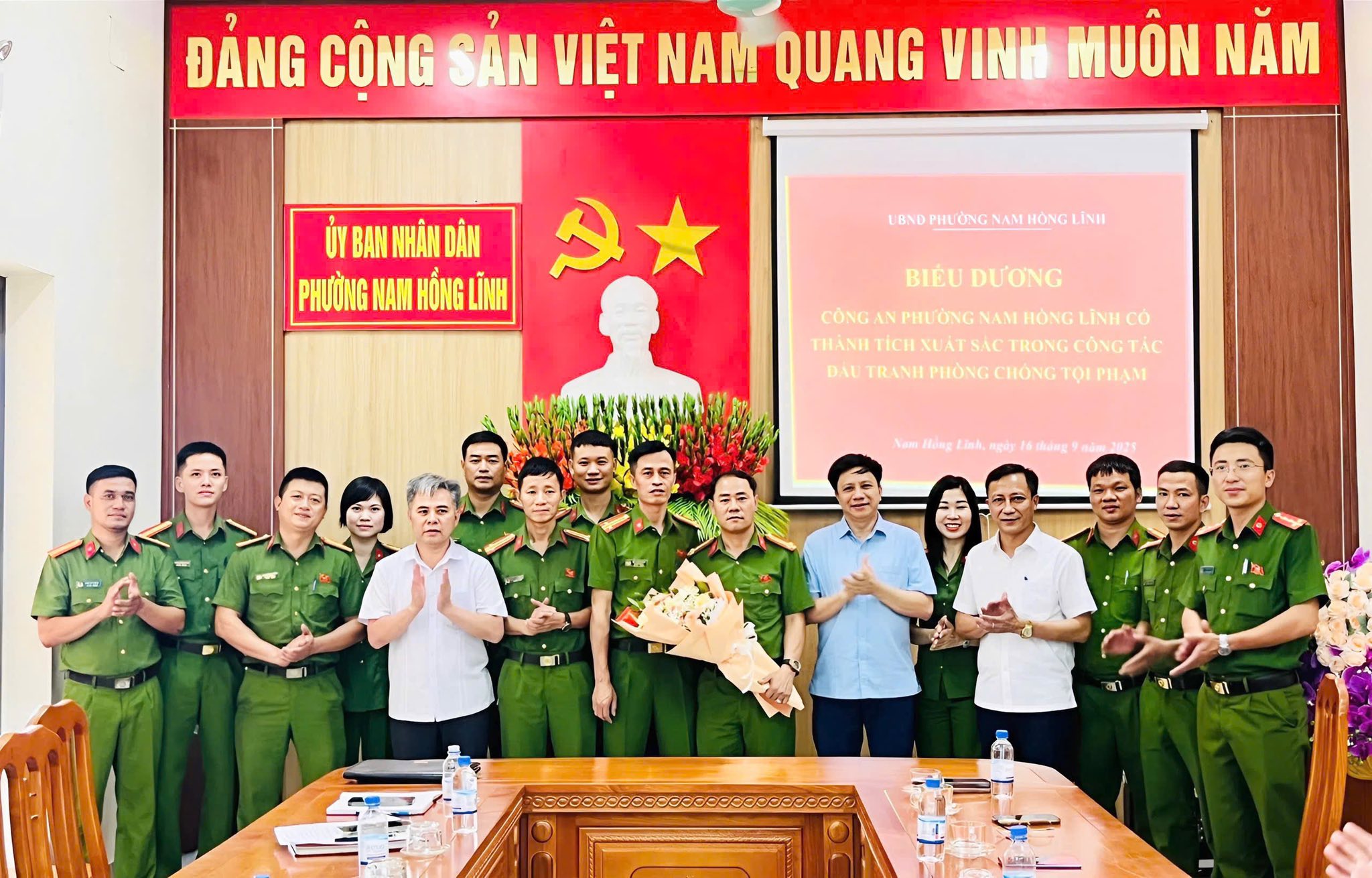 Biểu dương lực lượng công an phường Nam Hồng Lĩnh phá án thành công vụ trộm cắp tài sản