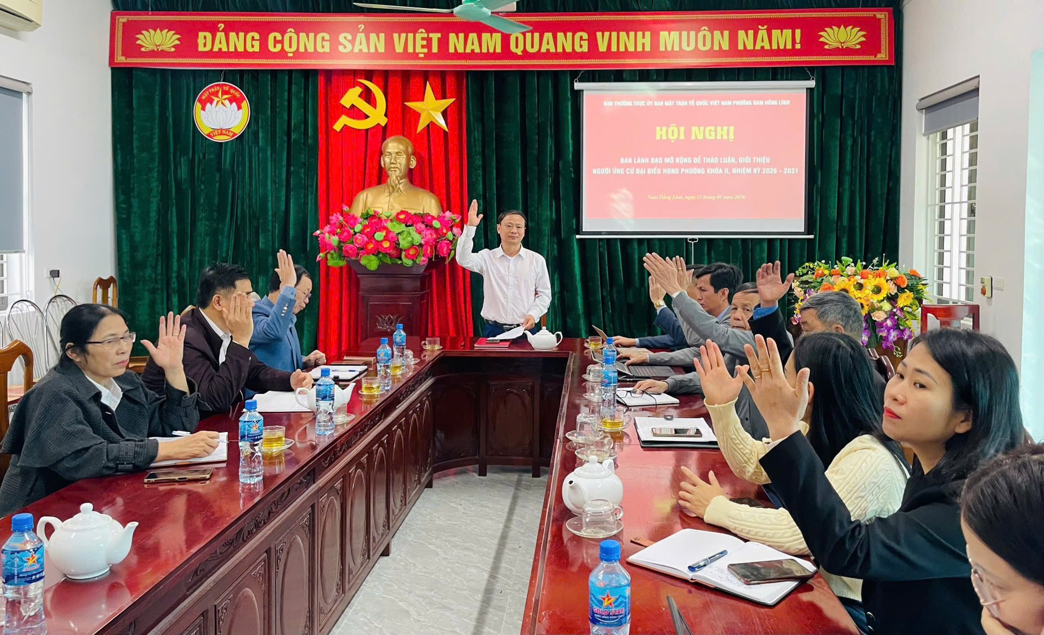 UBMTTQ và các tổ chức chính trị - xã hội phường hội nghị ban lãnh đạo mở rộng để thảo luận, giới thiệu người ứng cử đại biểu HĐND phường nhiệm kỳ 2026 – 2031.