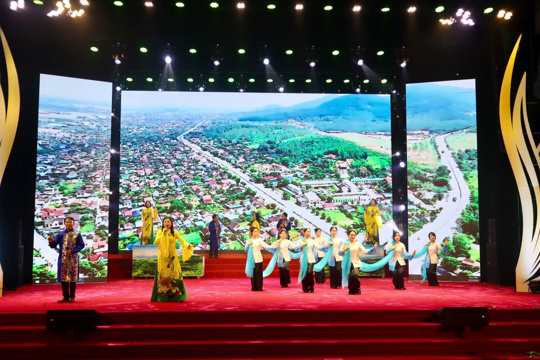Tiết mục “Nam Hồng Lĩnh mời bạn về thăm” – ngân vang ấn tượng  tại Liên hoan Dân ca Ví, Giặm Nghệ Tĩnh toàn tỉnh năm 2026