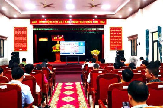 Đảng ủy phường Nam Hồng Lĩnh tham gia tập huấn triển khai 4 thủ tục hành chính của đảng trên môi trường điện tử giai đoạn 2