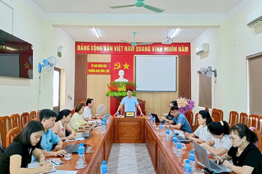 Tăng cường chỉ đạo, nâng cao hiệu quả hoạt động Trung tâm dịch vụ tổng hợp phường Nam Hồng Lĩnh.