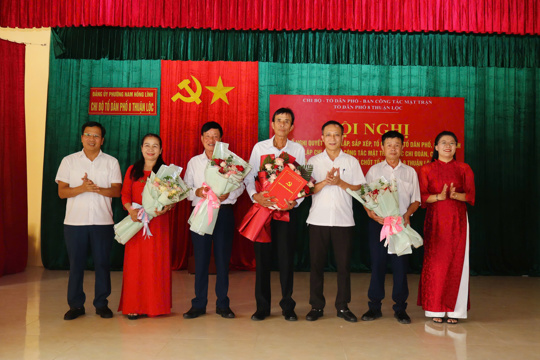 Tổ dân phố 8 Thuận Lộc ra mắt bộ máy mới, sẵn sàng vận hành sau sắp xếp 