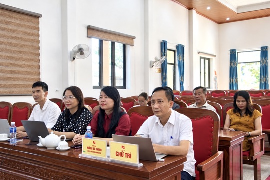 Ban Thường vụ Đảng ủy phường Nam Hồng Lĩnh tổ chức kết nối đường truyền hội nghị báo cáo viên Tỉnh ủy tháng 10 năm 2026 
