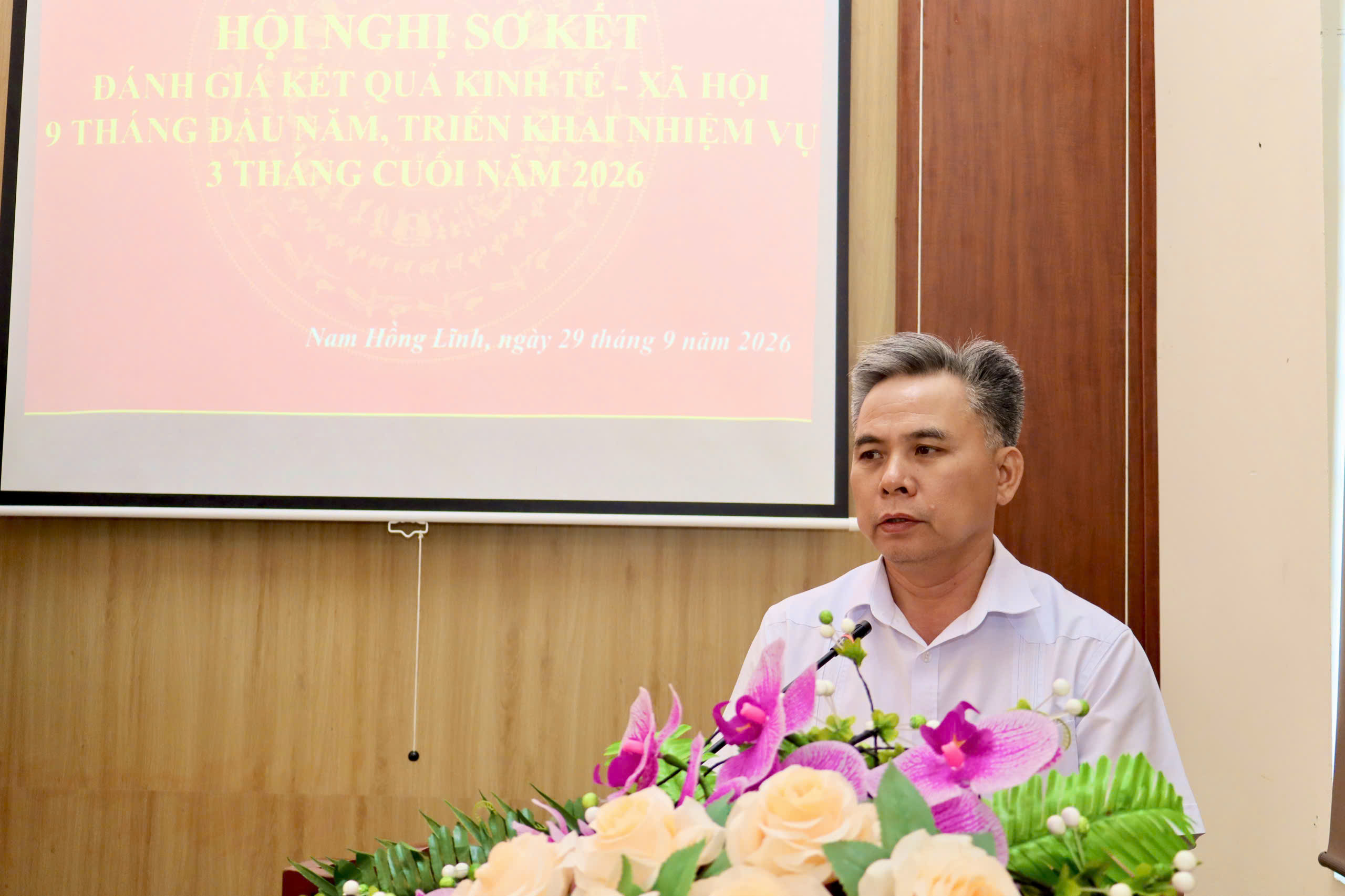 UBND phường Nam Hồng Lĩnh đánh giá kết quả hoạt động 9 tháng đầu năm, triển khai một số nhiệm vụ trọng tâm 3 tháng cuối năm 2026.