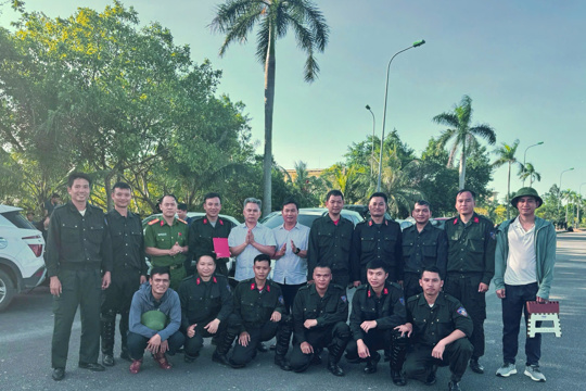 Tiếp thêm động lực để cán bộ, chiến sĩ vững vàng nơi thao trường 