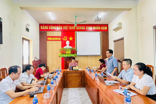 Ban Kinh tế - Ngân sách HĐND phường giám sát việc quản lý, sử dụng kinh phí hỗ trợ thủy lợi 