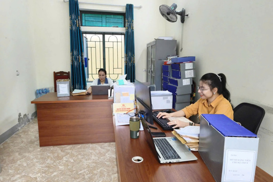 Đảng ủy phường Nam Hồng Lĩnh hoàn thành công tác rà soát, chuẩn hóa dữ liệu đảng viên trên hệ thống đảng viên 4.0