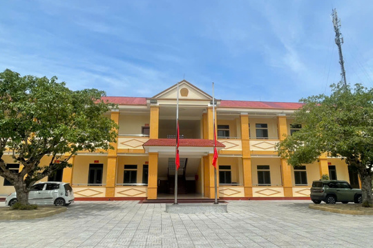 Phường Nam Hồng Lĩnh trang trọng thực hiện nghi thức quốc tang Chủ tịch Quốc hội nước Cộng hòa Dân chủ Nhân dân Lào  