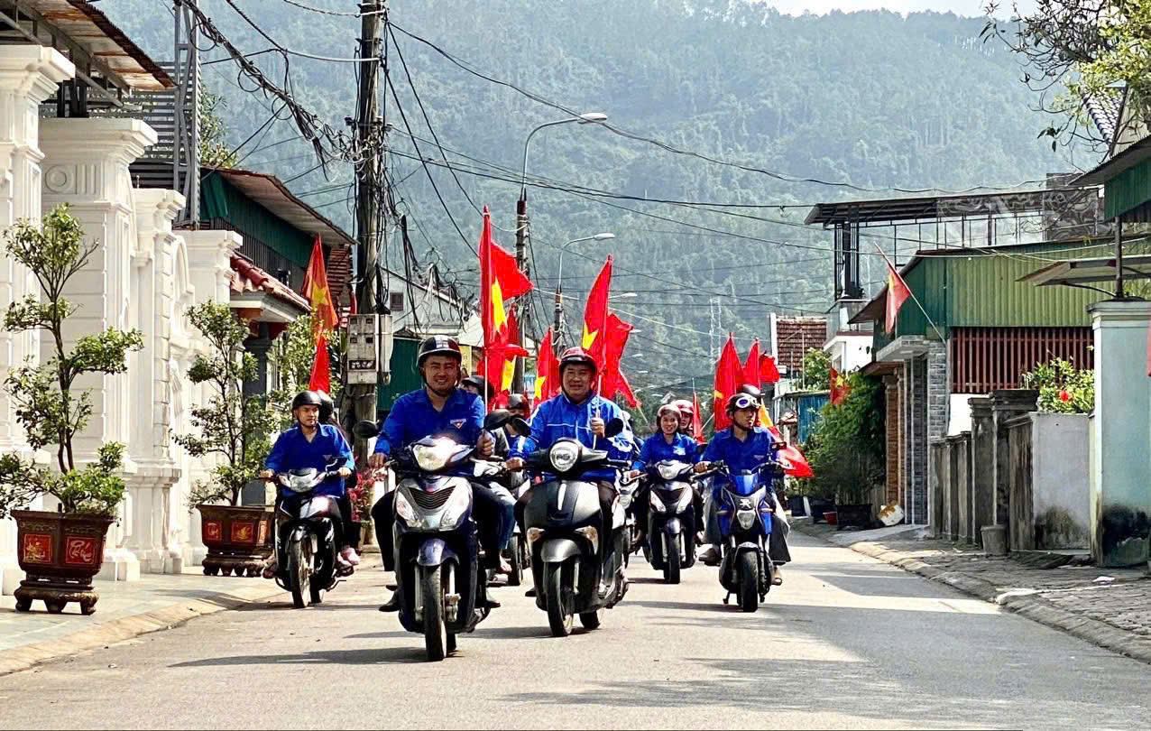 Đoàn thanh niên phường tuyên truyền lưu động về bầu cử đại biểu Quốc hội và đại biểu HĐND các cấp nhiệm kỳ 2026 – 2031      