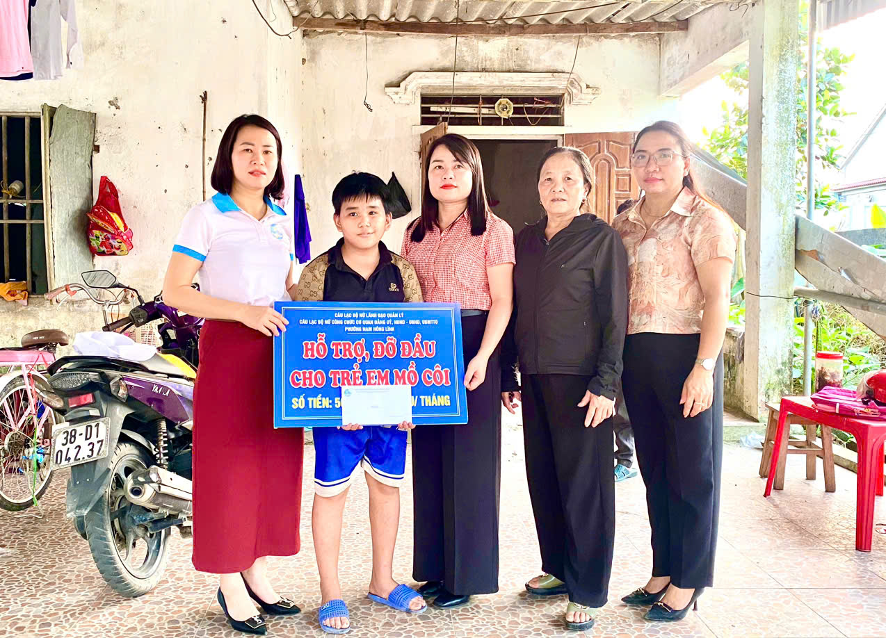 Trao yêu thương đến trẻ mồ côi, hoàn cảnh khó khăn trên địa bàn phường Nam Hồng Lĩnh